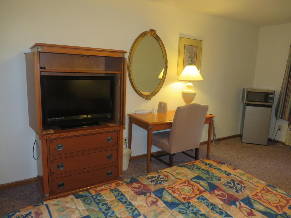 Best Budget Inn Carthage Dış mekan fotoğraf