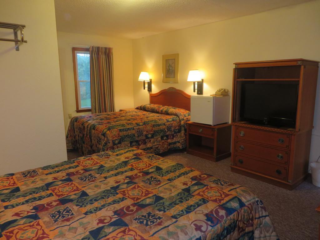 Best Budget Inn Carthage Oda fotoğraf